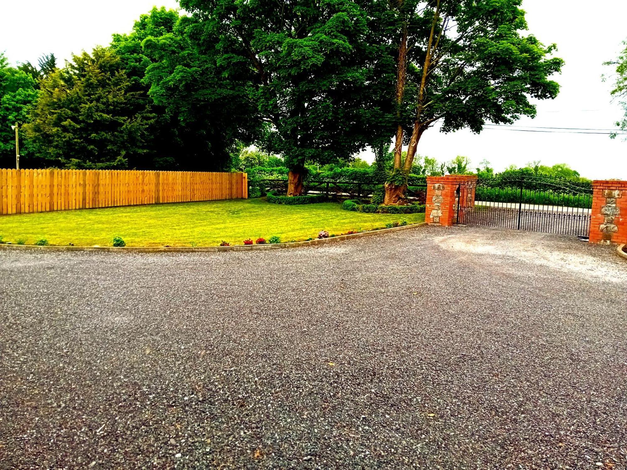 White Quarry Hse Quarry Road Pensionat Navan Exteriör bild
